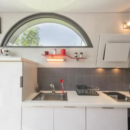 Studio Independant Confortable Avec Terrasse - Proche Beaujoire Et Transports, Cadre Verdoyant - Fr-1-306-1182 *